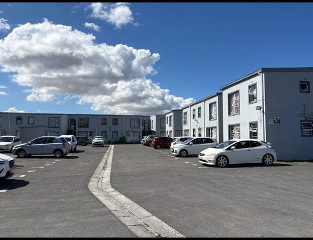 3 BEDROOM APARTMENT FOR SALE IN OTTERY